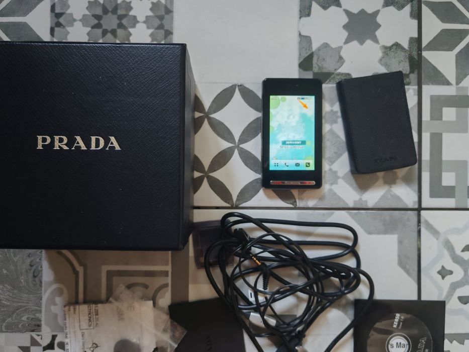 Telefon mobil LG Prada Ke850