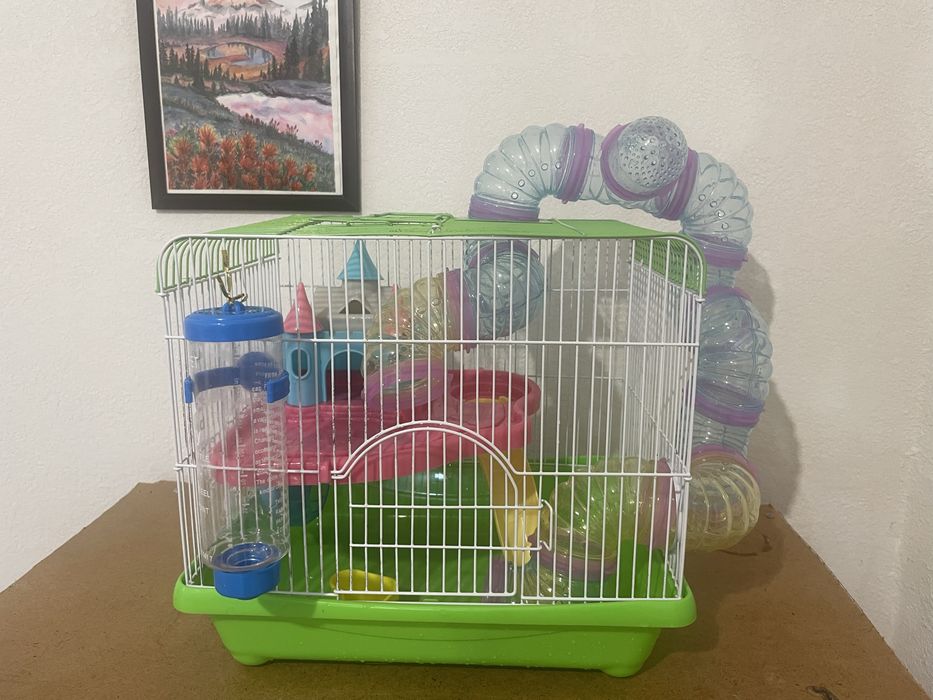 Клетка с домиком