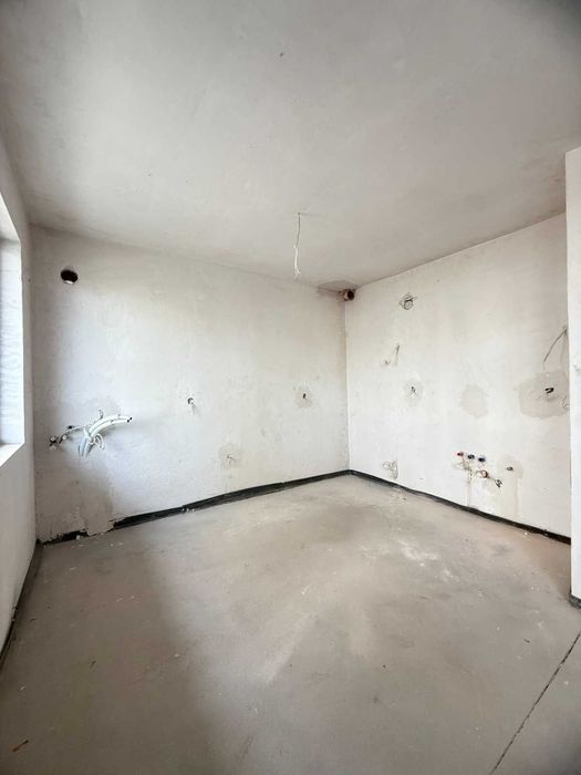 Продава се Тристаен апартамент в София, Кръстова вада - 105 кв.м за 2191 €/кв.м - Снимка #2