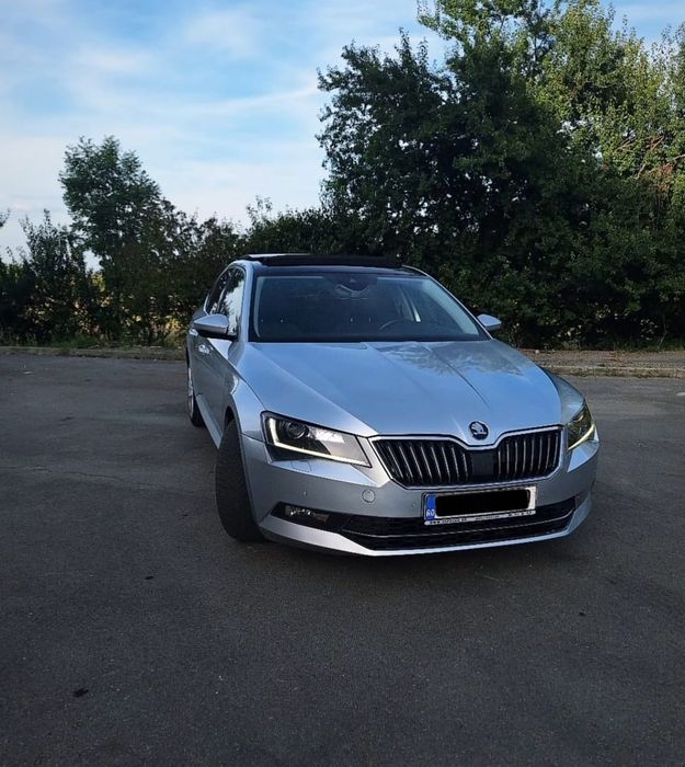 Skoda Superb - Schimb doar cu minibus 8+1