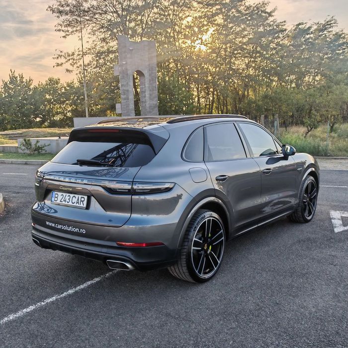 Porsche Cayenne Model 2020 , 462 CP, 66.000 km, Istoric reprezentanta + set de roti 22