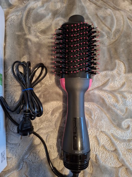 Uscator par Revlon