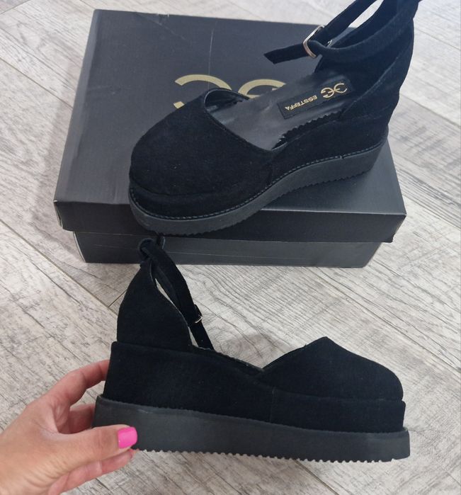 Sandale Essteffa nr. 33,5