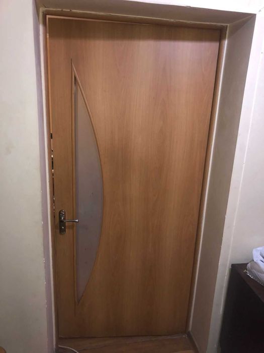 Межкомнатные двери б/у