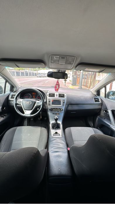 Vand Toiota avensis