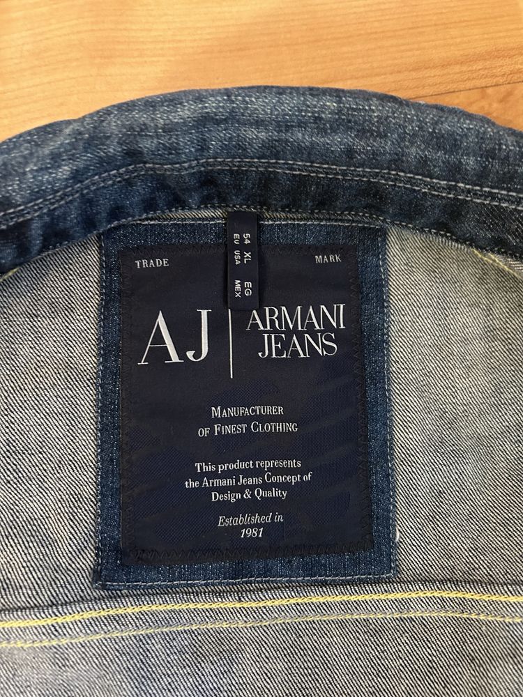 Geaca Armani Jeans (model japonia)