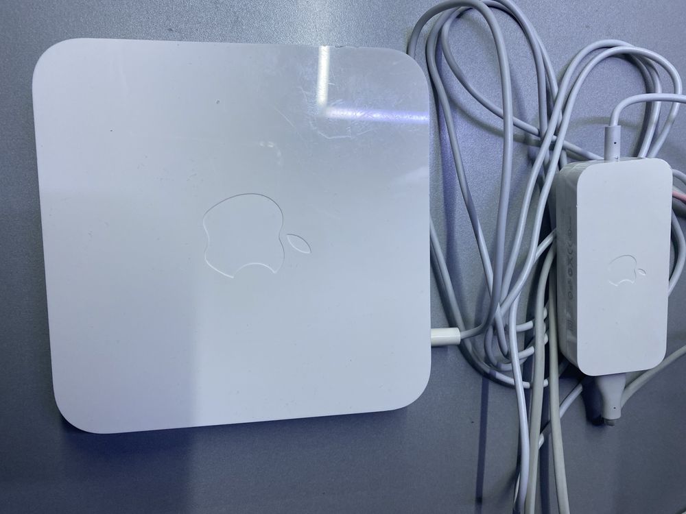 Apple base station defect
