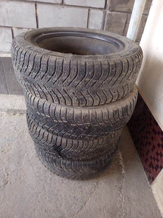 Шины кардиант 4 шт.