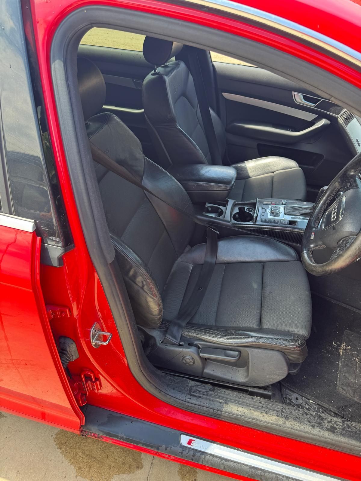 Interior audi a6 piele sline plafon negru  2.7 bpp 180 cp