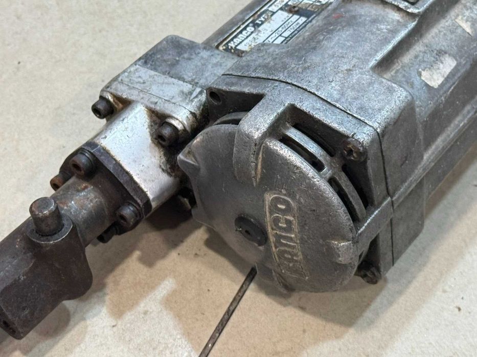 Къртач Kango type 638