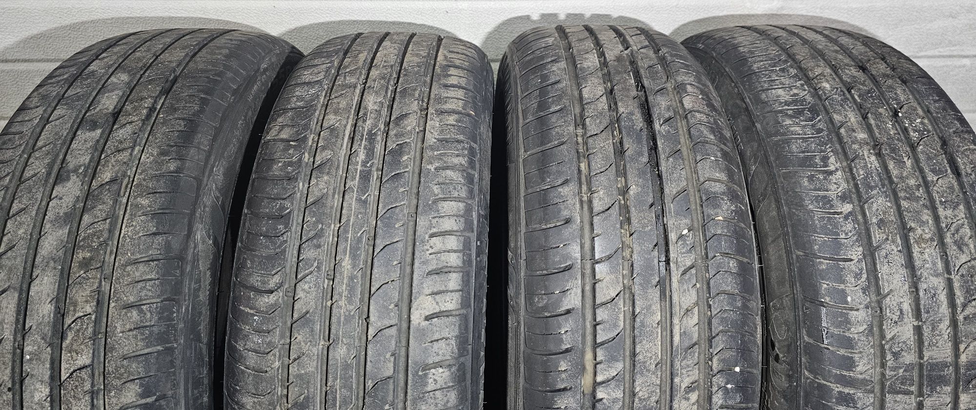 Vand 4 Anvelope Vara Davanti DX390 195/55 R16 87V