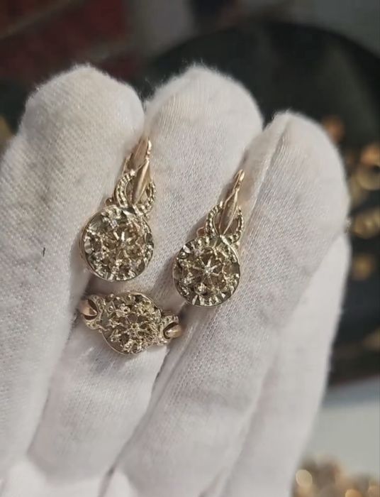 Заргар иши покрити золото