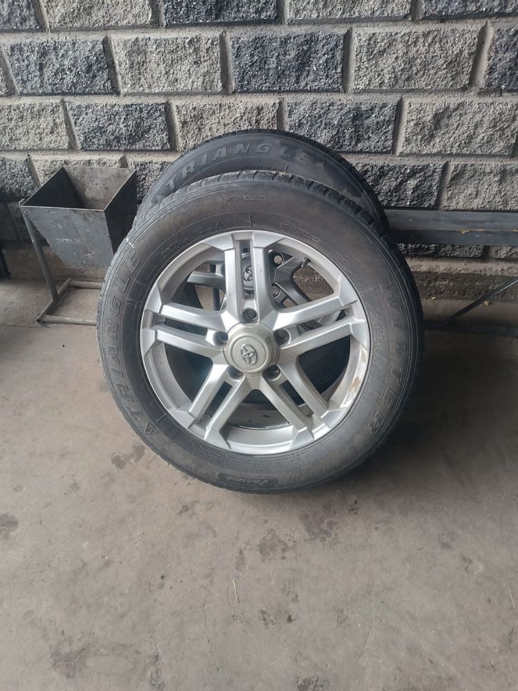 Продам диски с резиной 20диаметр