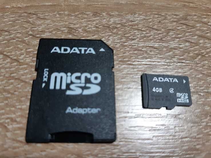 Card 4 gb Adata + adaptor