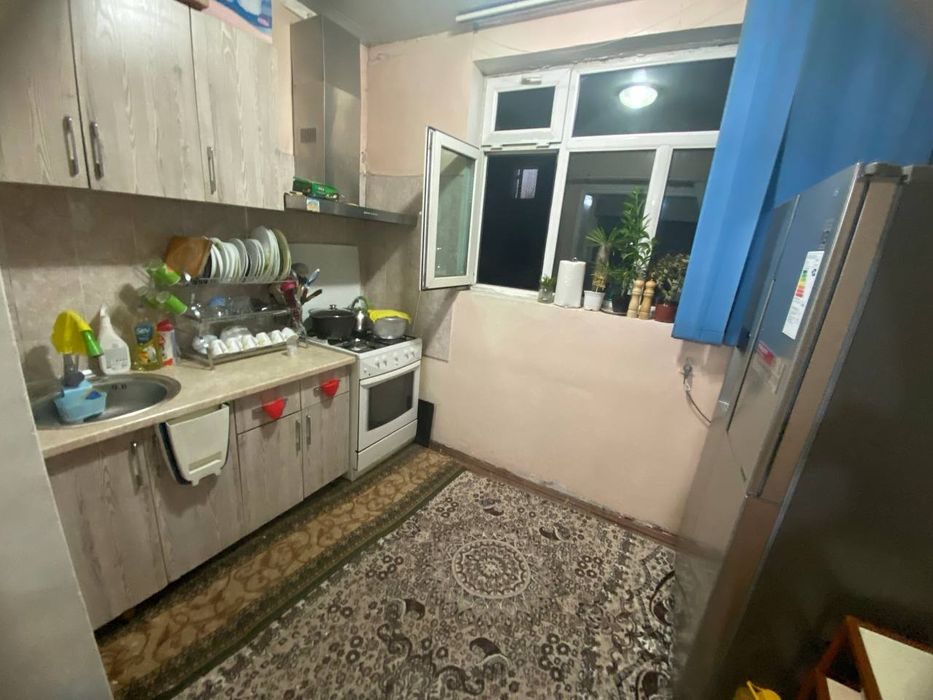 Dom sotiladi 5 xonali.