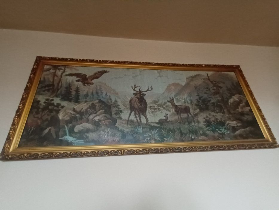 Lot Tablouri vechi pictate si din lână