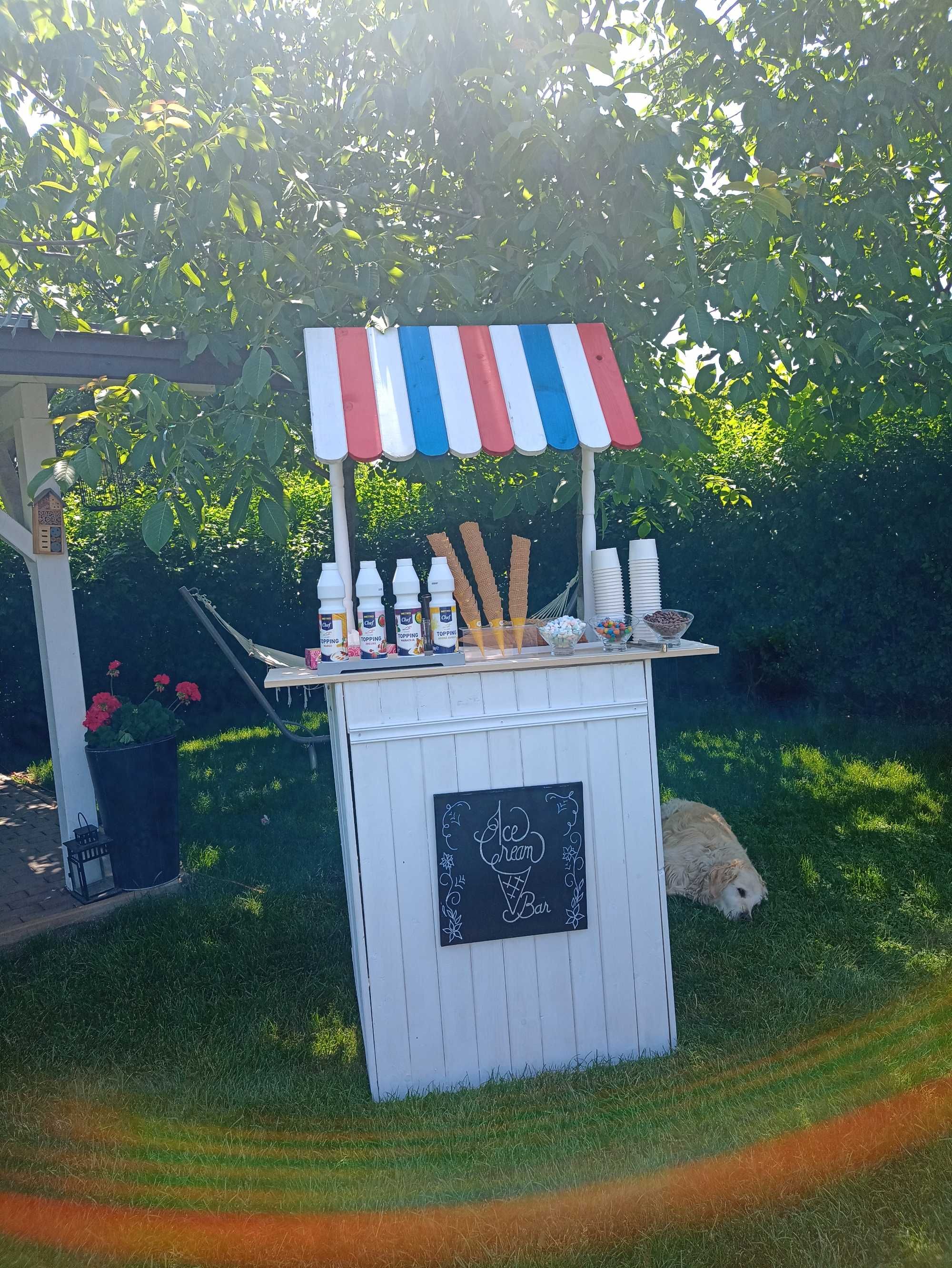 Ice cream bar Toneta de înghețată