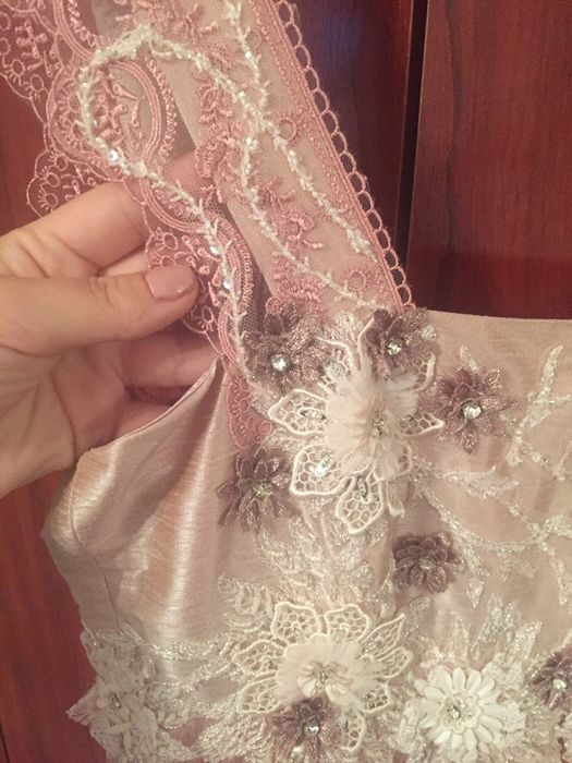 Rochie Loulou roz pudra