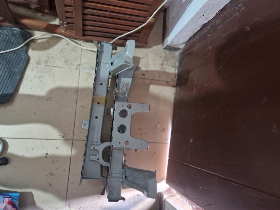 Lonjerone stânga dreapta noi complecte cadru motor aripi capota dacia