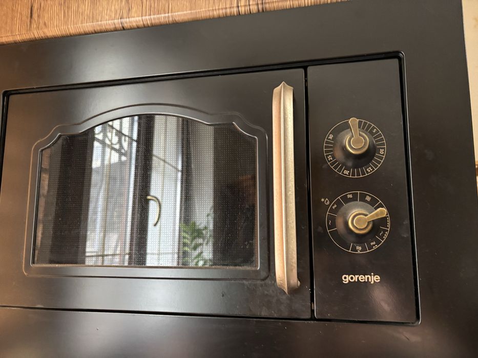 Встраиваемая микроволновка