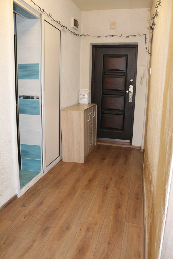 Продава се Тристаен апартамент в Шумен, Херсон - 89 кв.м за 1547 €/кв.м - Снимка #10