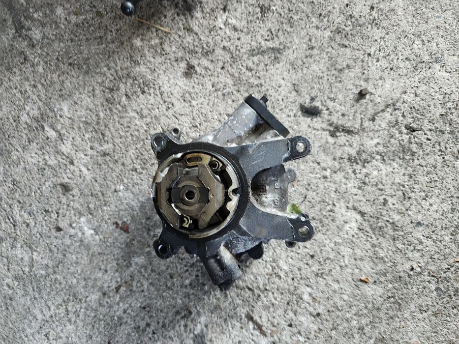 Вакум помпа за Opel Zafira C 2.0cdti