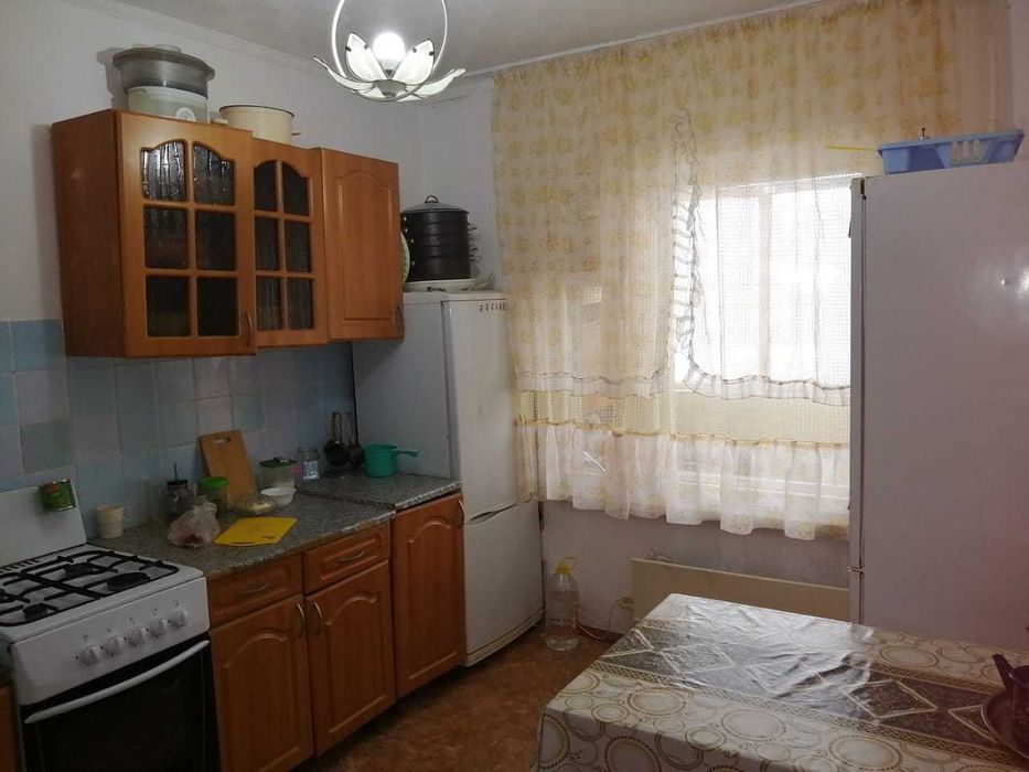 полноценная 3-х комнатная квартира в районе 11 школы