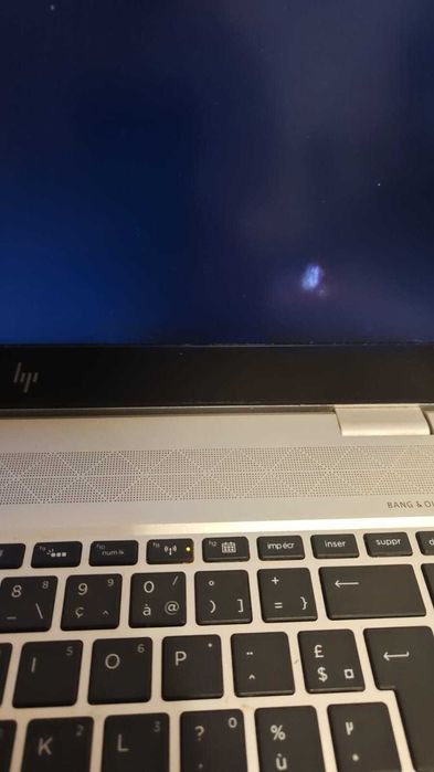 Laptop HP Elitebook 1050 G1(Intel I7-8750H+ GTX 1050 MAX-Q Design 4gb)