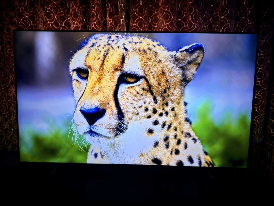 Телевизор Philips AMBILIGHT QLED 55PUS8209, 55" 4K Ultra HD