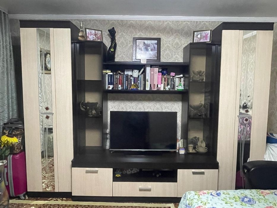 Стенка под телевизор