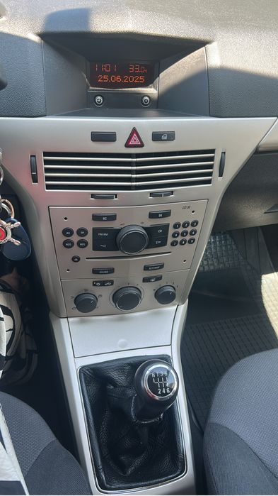 Vand Opel astra H , strare f buna