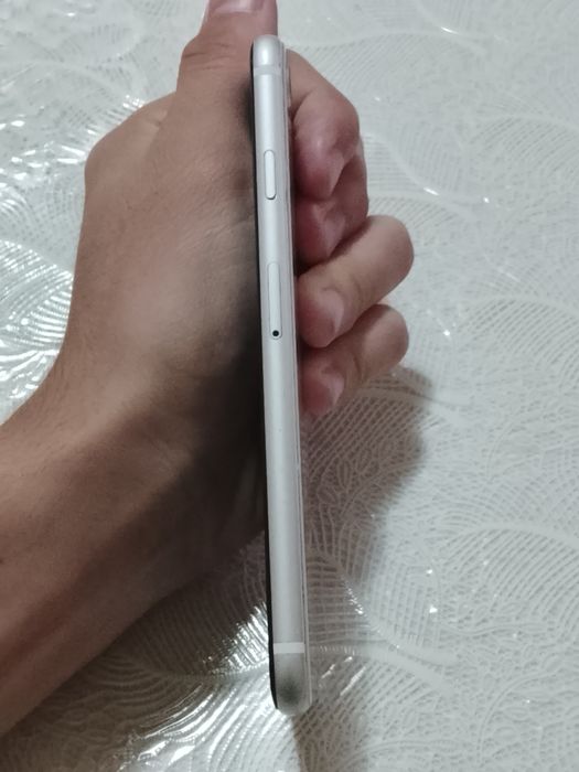 IPHONE SE 2020 xajmi 128 batareya74