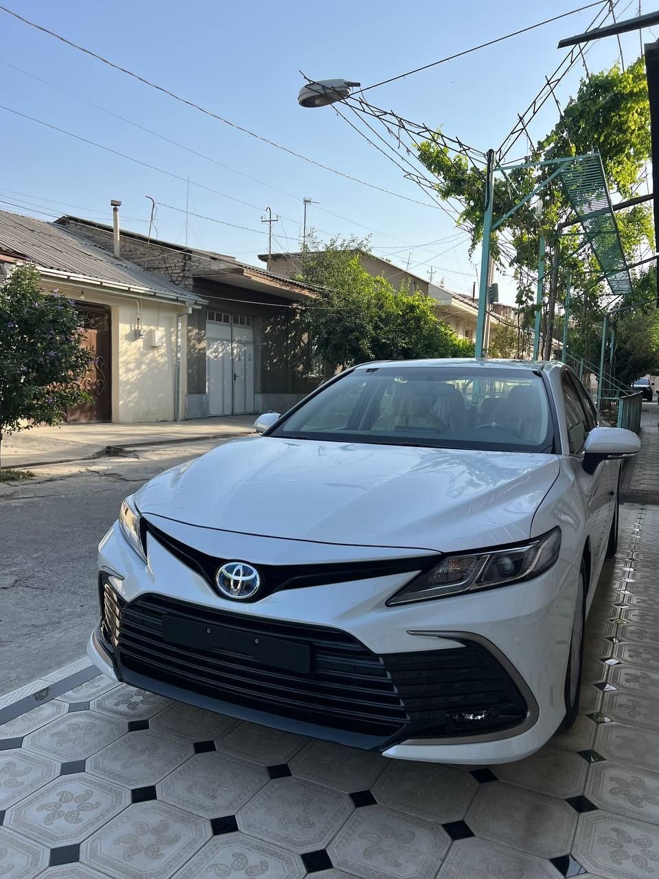 Toyota Camry Gibrid Full