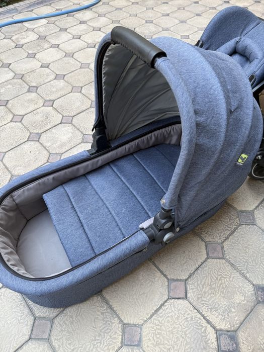 Каляска 3 в 1,люлька,обычная коляска и коляска для наворожденных