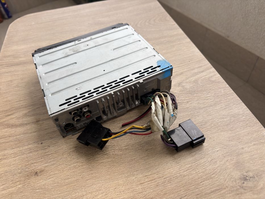 CD плеър за кола Sony CDX-G1100U