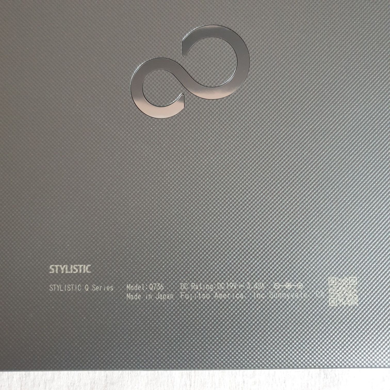 Carcasă spate tabletă Fujitsu Stylistic Q736