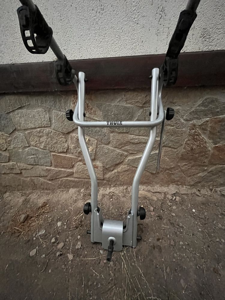 Багажник Thule HangOn 9708 + Thule lightboard