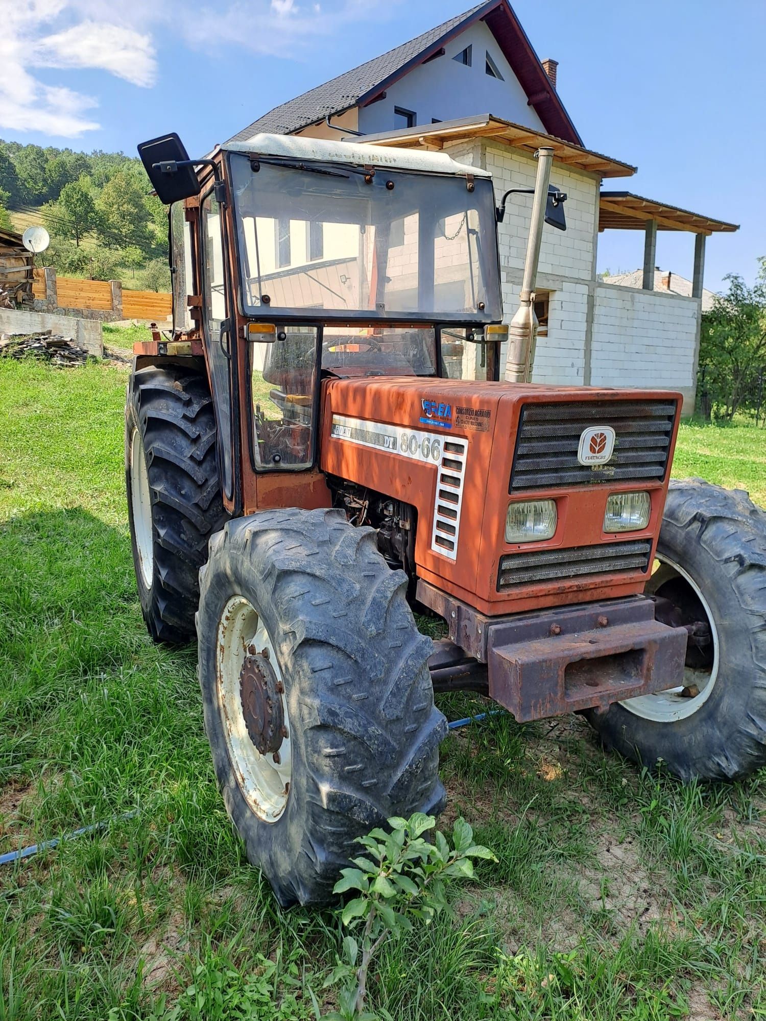 Tractor Fiat 80-66