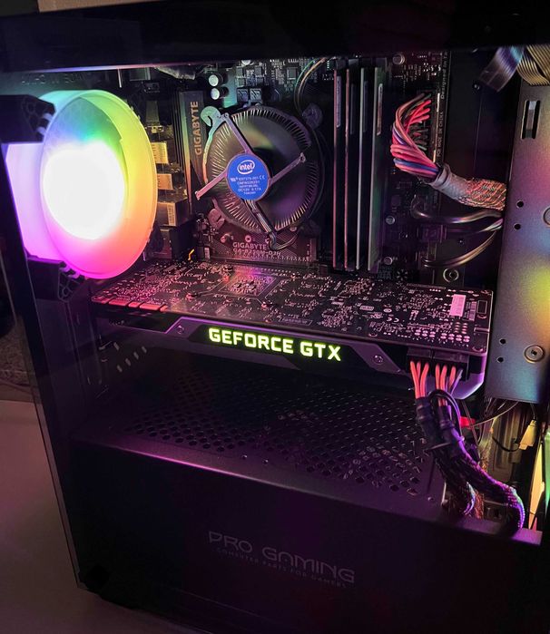 OFERTA PC Gaming i7 7700T 980Ti WIFI 16gb Cs2 Fortnite Fivem Gta5