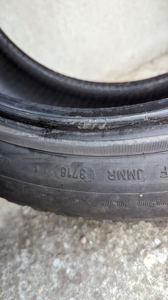 Vând 4 anvelope uzate 205/55 R16