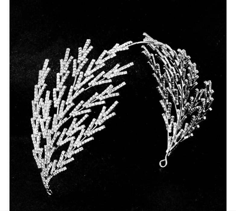 Диадема новая 15000