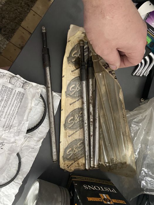 Pistoane harley davidsons plus segmenti plus tije supape