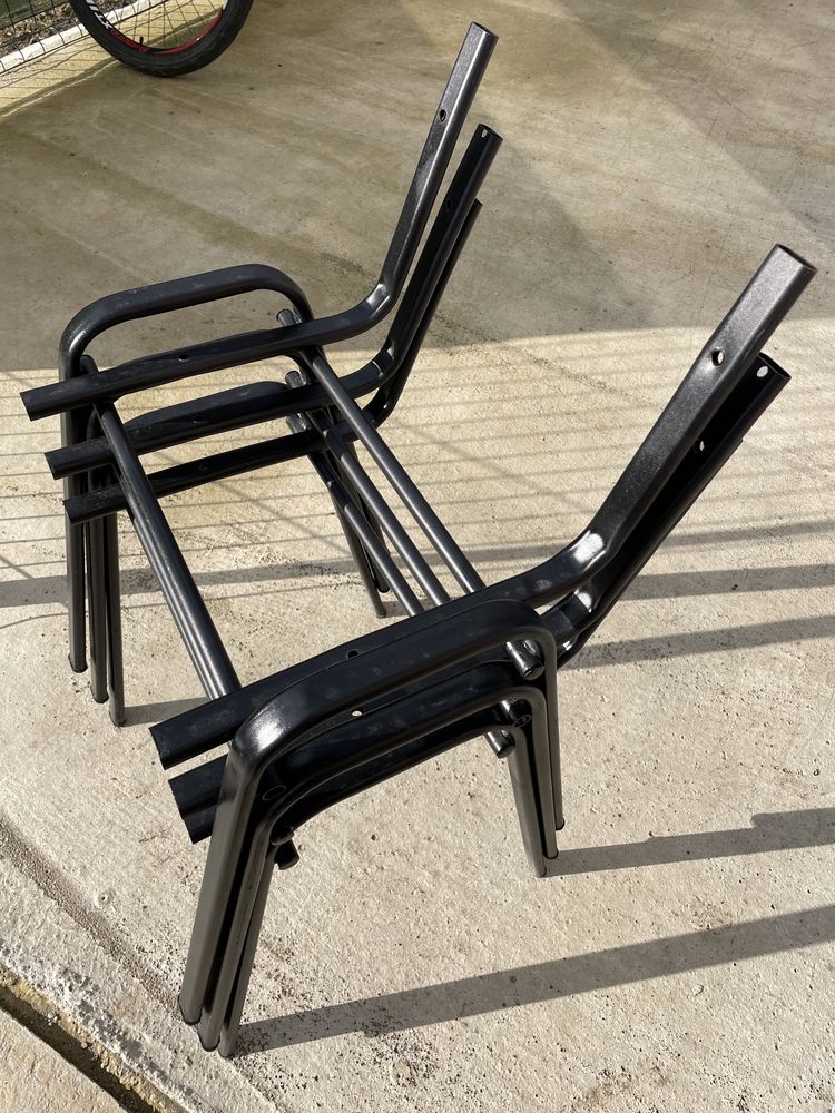 Cadru din metal pentru scaune