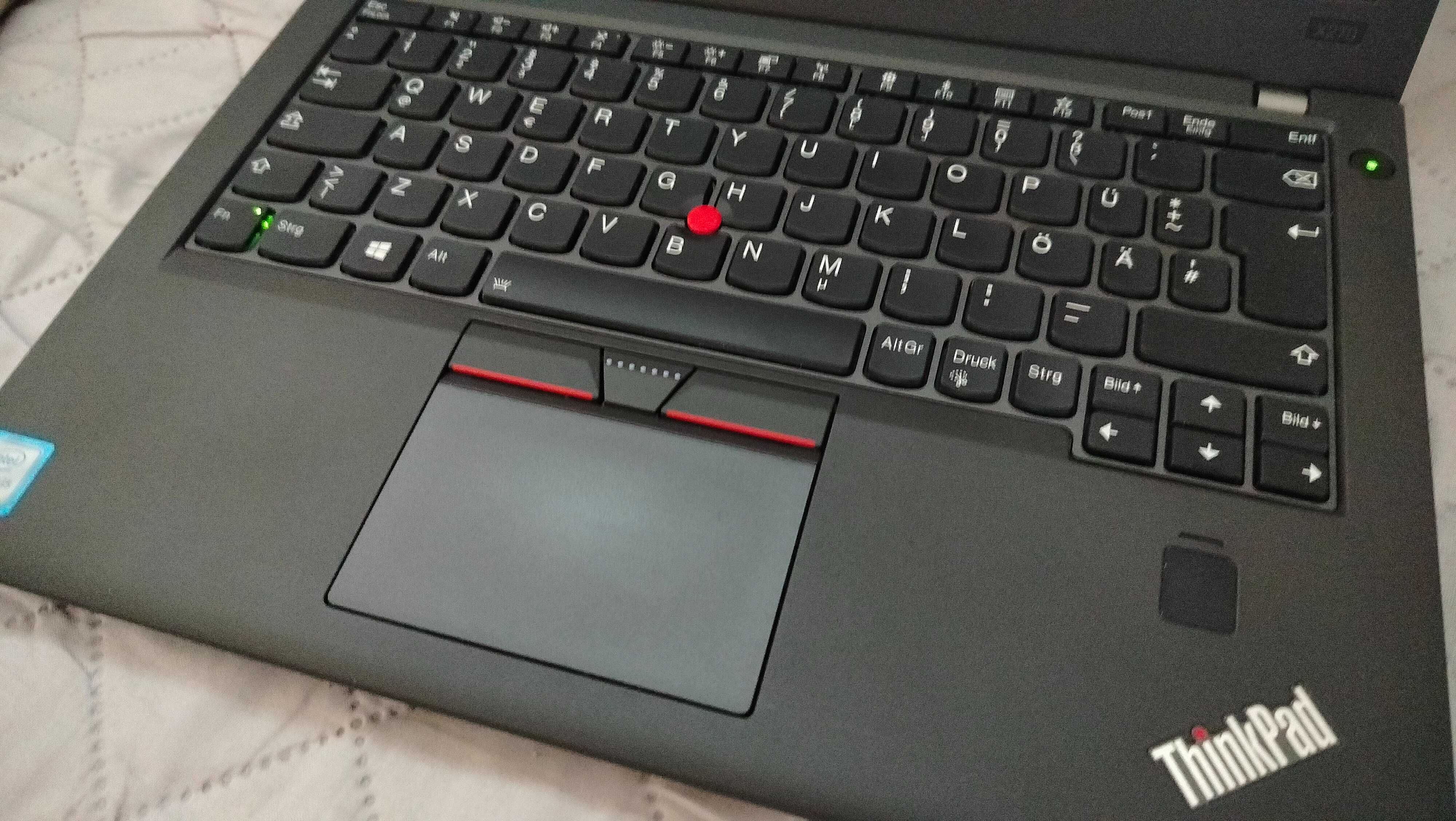 Lenovo ThinkPad X270 i5-7300U 8GB RAM 240GB SSD + втора батерия