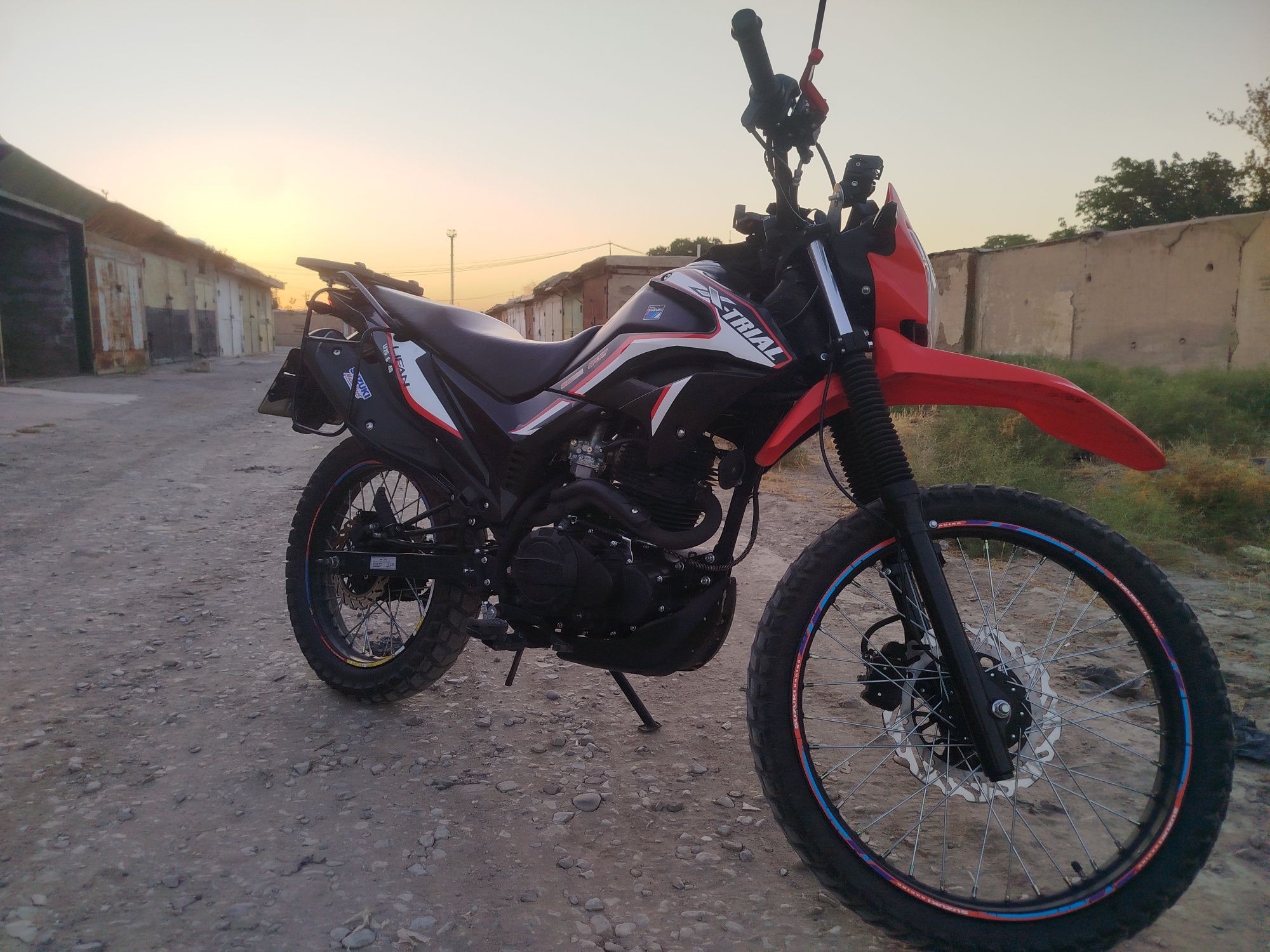 Мотоцикл Lifan X-Trial 250