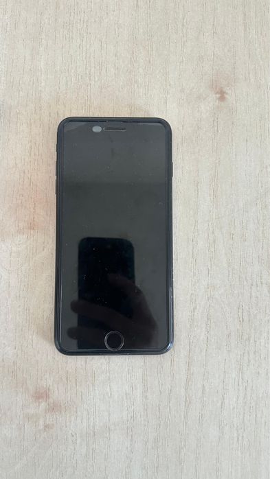 Iphone 7 plus черного цвета