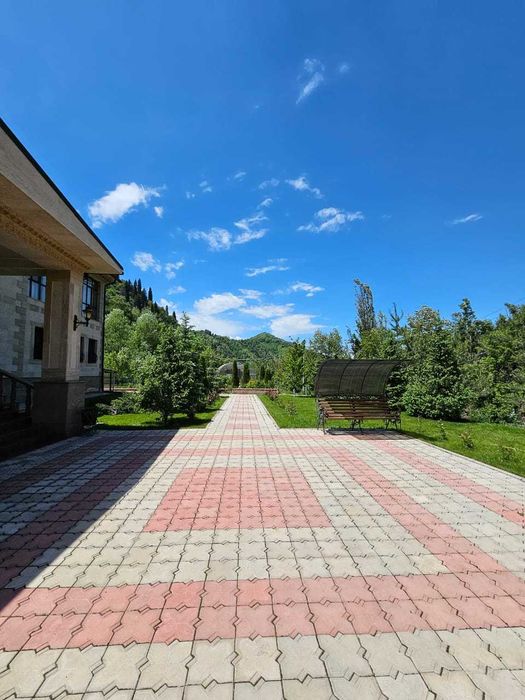 Продам дом 1450 кв.м.  Айсета Бейсеуова район Бутаковки