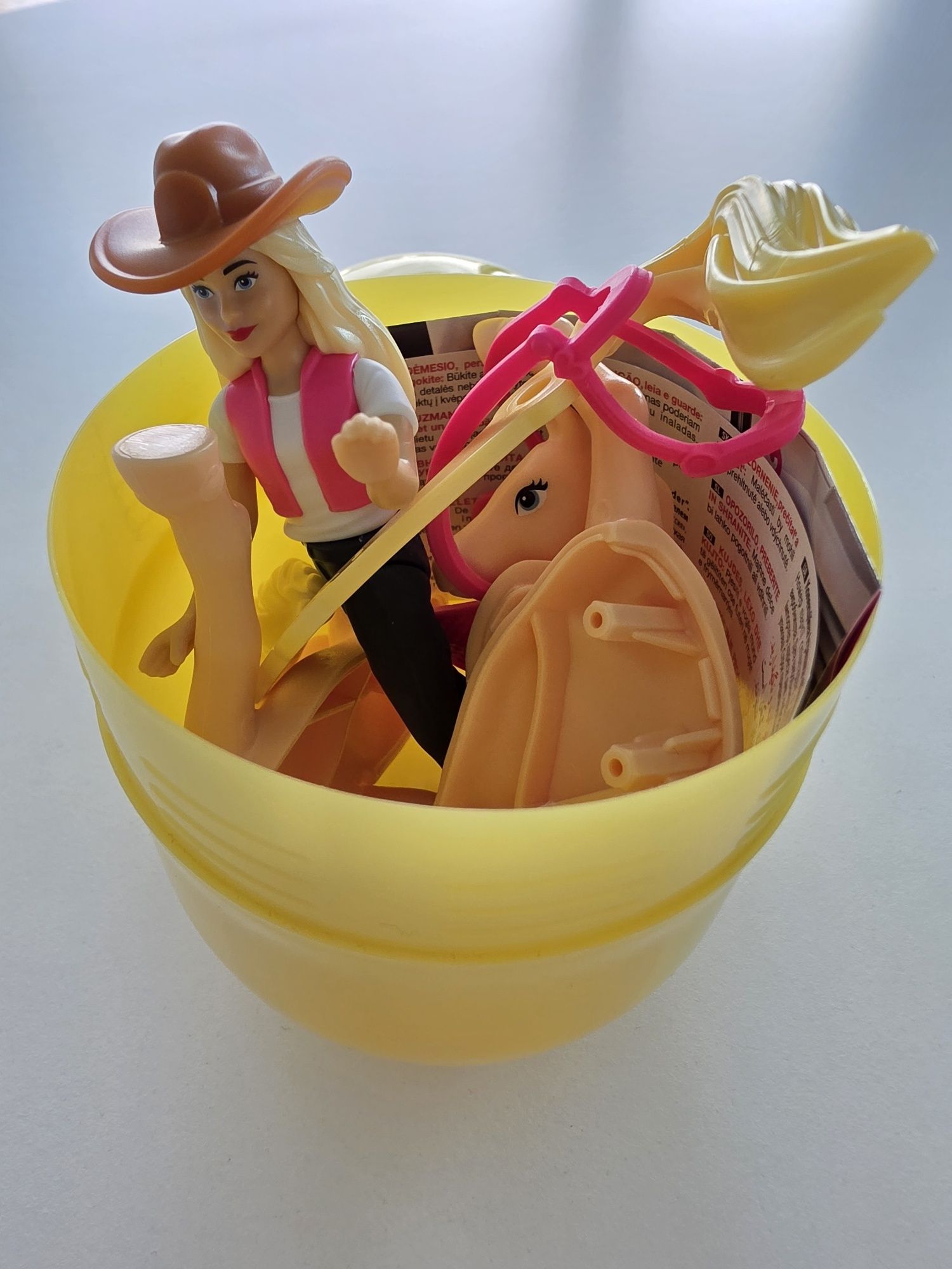 Kinder Surprise Barbie 2025 220g