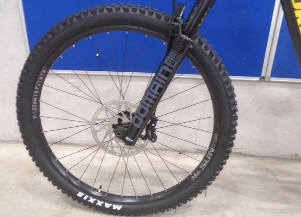 Bicicleta MTB Nukeproof Mega 290 L NOUA Canyon yeti focus merida scott