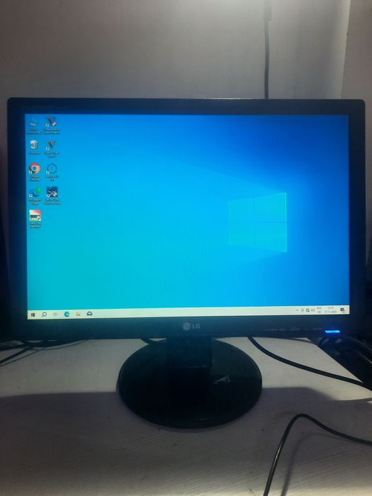 Мониторы для Видеонаблюдения. Со всеми проводами